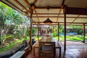 Exterior - Villa Bhuvana with Private Swimming Pool (Gili Trawangan)