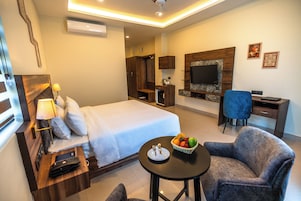 1 habitación, tabla de planchar con plancha y wifi gratis 