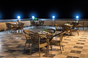 Restaurant - Aotel by Clarks Inn Palampur (Palampur)