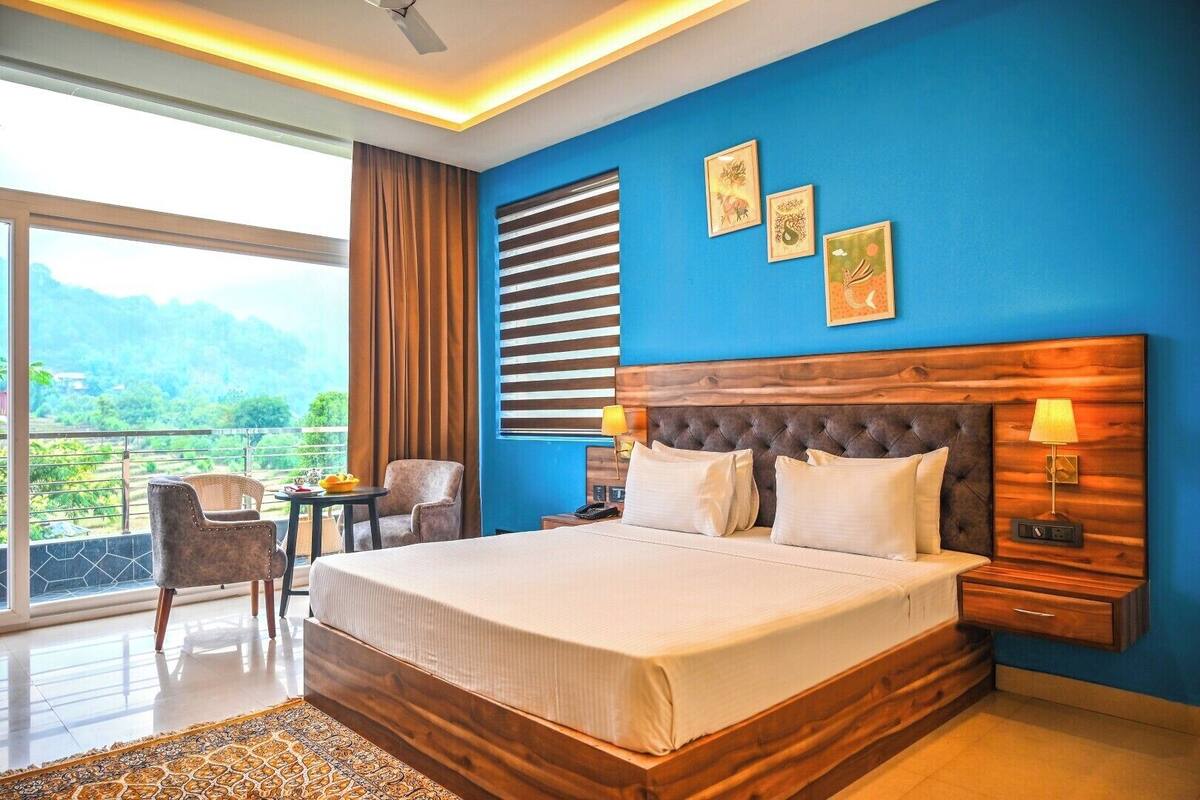 Executive Room, Valley View | 1 bedroom, iron/ironing board (on request), WiFi (free)