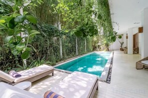 Unclassified image, 5 of 10, button - White Goose Boutique Hotel (Bali)