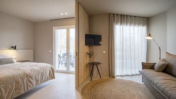 1 slaapkamer, een kluis op de kamer, een strijkplank/strijkijzer