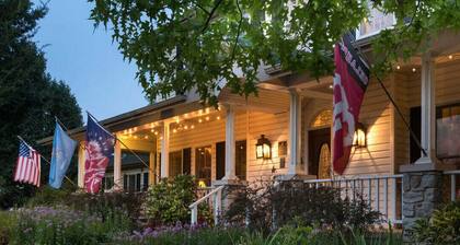 Montford Inn & Cottages