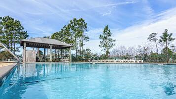 House, 3 Bedrooms, Patio, Garden View | Pool | Outdoor pool