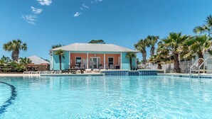 House, 3 Bedrooms, Patio, Garden View | Pool