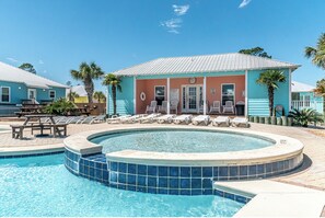 House, 3 Bedrooms, Patio, Garden View | Pool | Outdoor pool