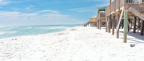 House, 3 Bedrooms, Patio, Garden View | Beach