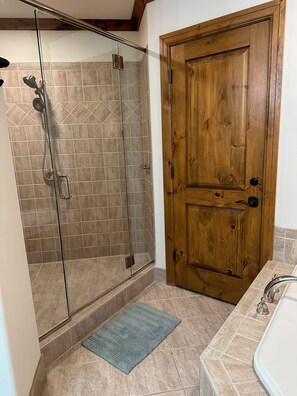 Jetted bath, hair dryer, towels, soap