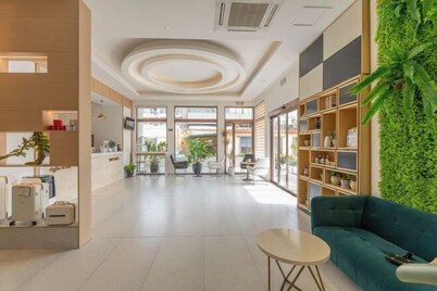 Wenzhou Taiyi Smart Hotel (Jingshan Park General Bridge Branch)