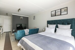 1 chambre, fer et planche à repasser, Wi-Fi, literie fournie