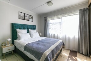 1 chambre, fer et planche à repasser, Wi-Fi, literie fournie