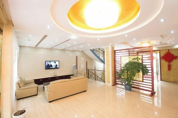 Interior - Q+ Jiuhuashan Hongyunlou Grand Hotel (Qingyang)