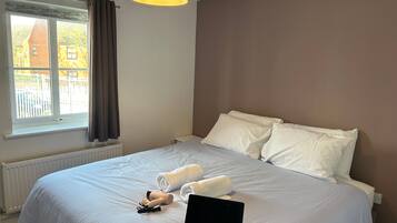 1 多间卧室、熨斗/熨衣板、免费 WiFi、床单