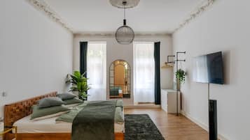 1 bedroom, desk, iron/ironing board, free WiFi