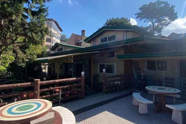 บริเวณภายนอก