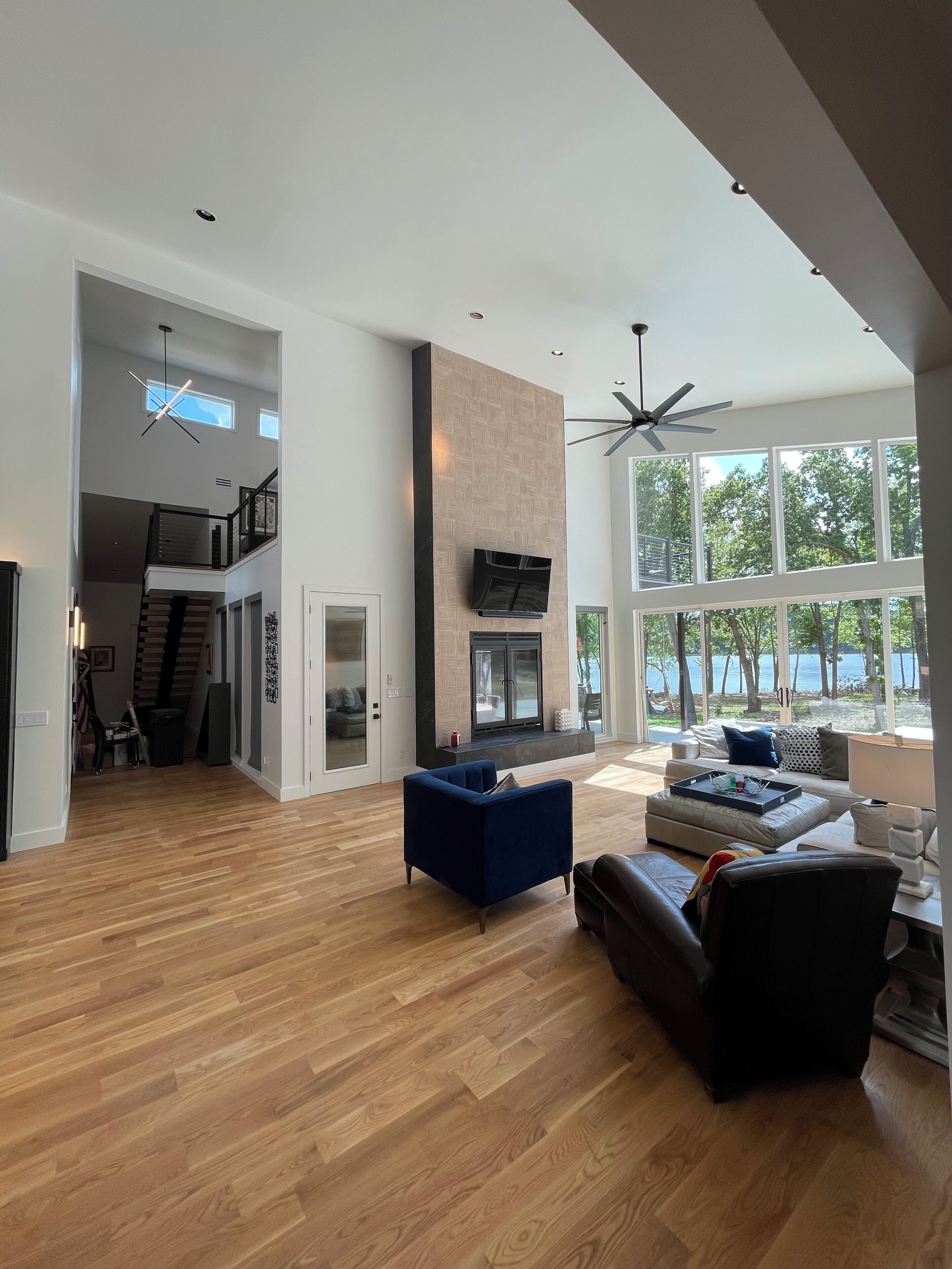 Smart TV, fireplace, video games, printers