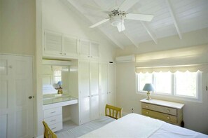 Condo, 3 phòng ngủ, ban công, quang cảnh vườn | 3 phòng ngủ 