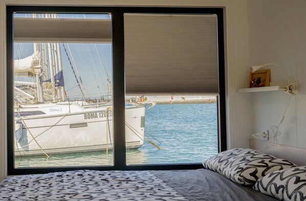 1 bedroom, laptop workspace, free WiFi