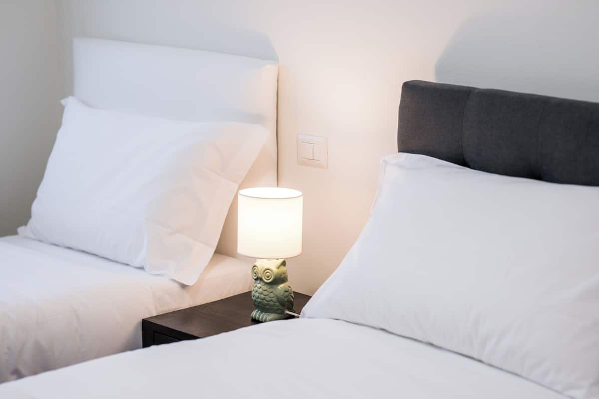 Dreibettzimmer | Kostenloses WLAN, Bettwäsche