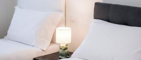 Triple Room | Free WiFi, bed sheets