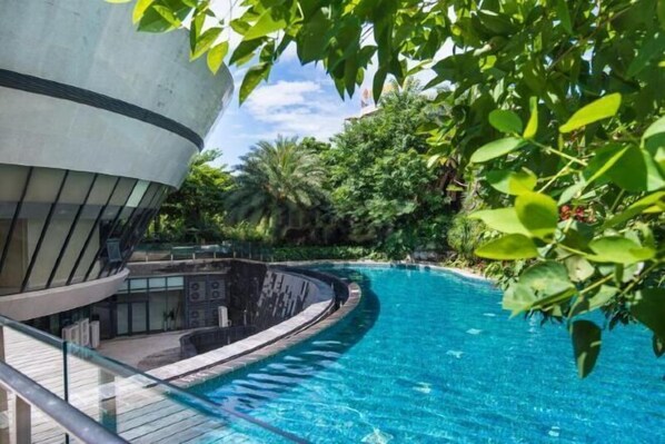 Outdoor pool - Linghai Boutique Seaview Apartment (Beihai)