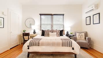 1 habitación, escritorio, tabla de planchar con plancha y wifi
