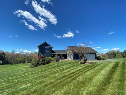 Modern Farmhouse in Keswick 5BR/4BA
