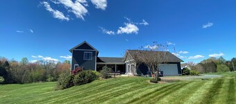 Modern Farmhouse in Keswick 4BR/4BA