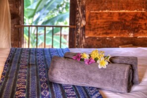 Unclassified image, 2 of 14, button - Villas Samalama Gili Trawangan (Gili Trawangan)