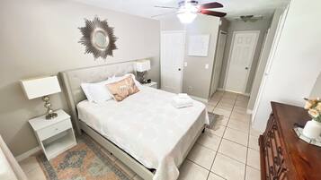 2 bedrooms, desk, iron/ironing board, WiFi