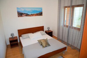 Leilighet | 2 soverom, wi-fi (inkludert) og sengetøy