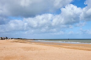 Beach nearby - Prince - À 500m de la plage - Appt 45m2 + Grande Terrasse (Courseulles-sur-Mer)