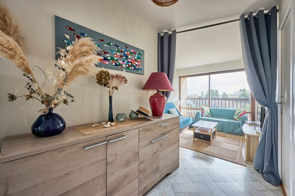 TV - Prince - À 500m de la plage - Appt 45m2 + Grande Terrasse (Courseulles-sur-Mer)