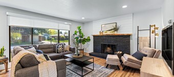 Professionally designed mid-century modern excellent location near BSU/Downtown