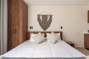 Comfort Studio, Balcony, Pool View | In-room safe, blackout curtains, iron/ironing board, free WiFi - 423 Xibalba studio By Sady Powerful (Tulum)