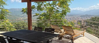 Ajaccio large terrace 180 degree view 8 minutes from the center and beaches