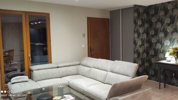 Smart-tv en een open haard