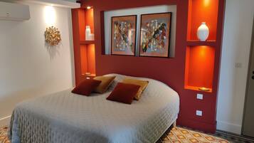 1 bedroom, free WiFi, bed sheets