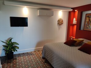 1 bedroom, free WiFi, bed sheets