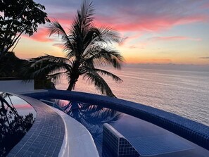 Pool -  Cliffside Villa, Casita, and Pool with Stunning Ocean Views (San Francisco)