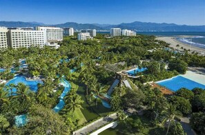 Exterior - THE GRAND MAYAN AT VIDANTA NUEVO VALLARTA (Hicksville)