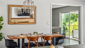 Dining - Sample the Sandhills at Six Dixie Lakeside! (Whispering Pines)