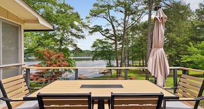 Sample the Sandhills at Six Dixie Lakeside!