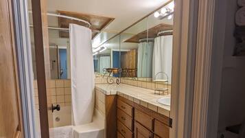 Hair dryer, towels, soap, shampoo