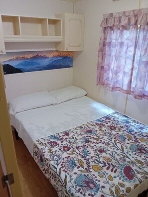 2 bedrooms, iron/ironing board, bed sheets - Location Vacances (Corneilla-Del-Vercol)