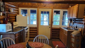 Private kitchen - Rustic cabin getaway on the shore of Soo Lake in Phillips, WI (Phillips)
