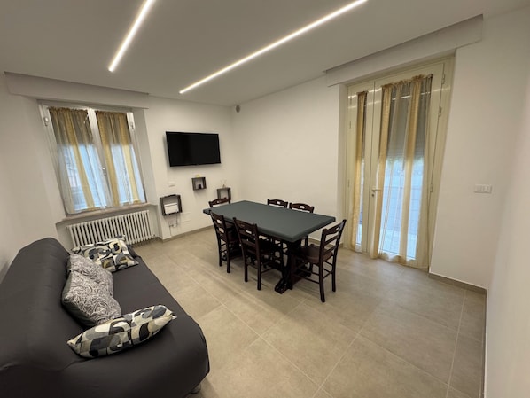 Interior - Casa Vacanza LA Coccinella Adatta a Famiglie e Gruppi di 5 Persone (Ortona)