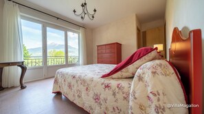 2 slaapkamers, een strijkplank/strijkijzer, wifi, beddengoed