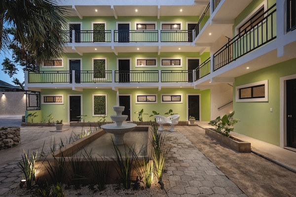 1 yatak odası, kaliteli yatak takımı, odada kasa