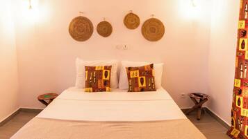 Quarto premium, vista para a piscina | 1 quarto, cortinas blackout, quartos à prova de som, berço de viagem